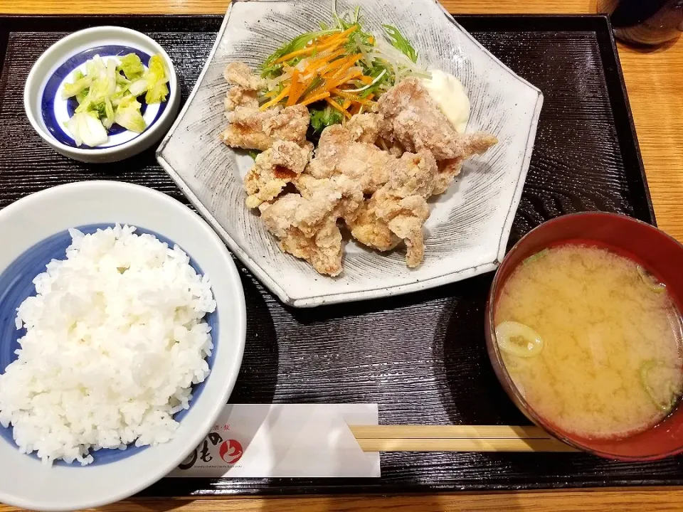 すだち鶏の唐揚げ定食|しあるさん