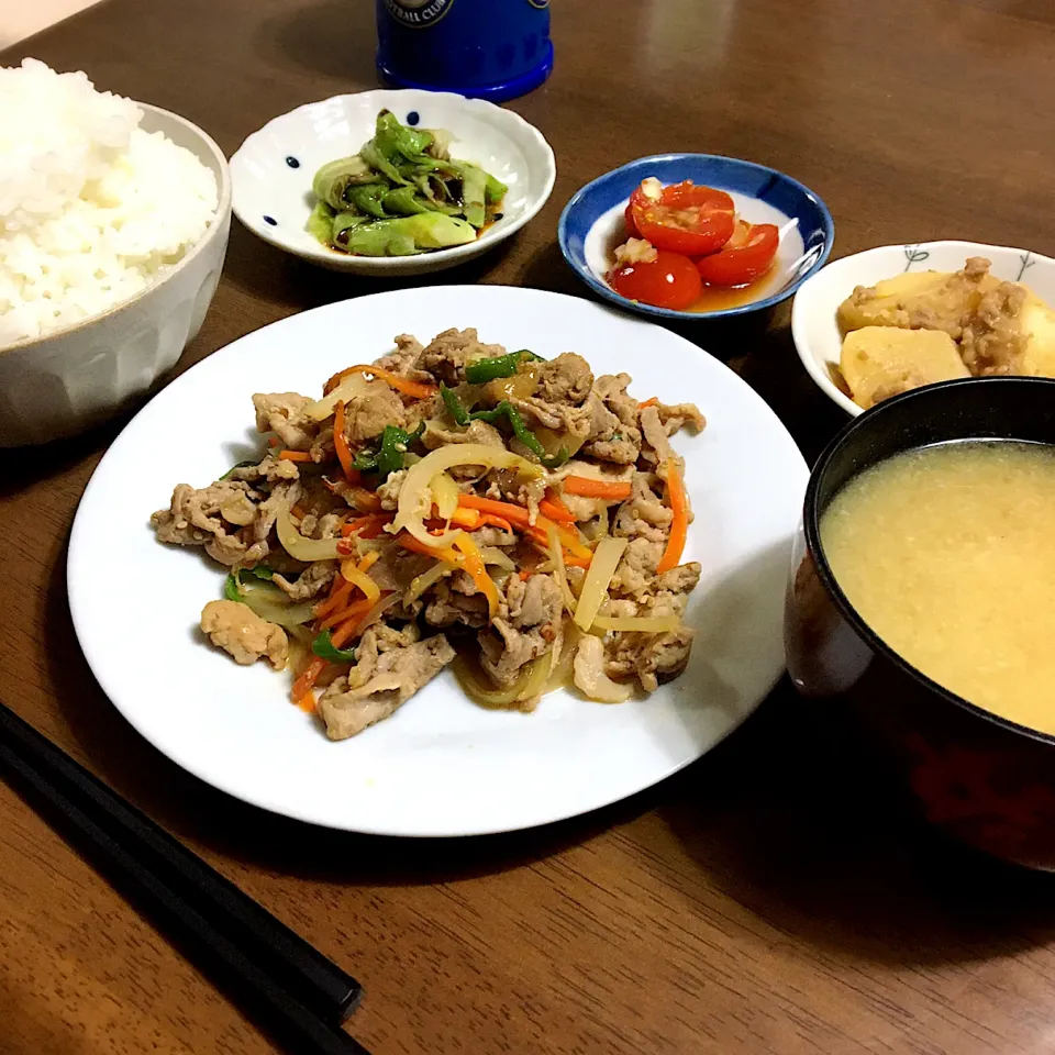 Snapdishの料理写真:豚プルコギで晩ご飯🍚|あっつさん