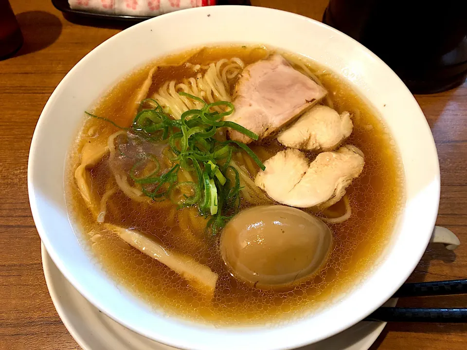 Snapdishの料理写真:淡麗醤油ラーメン|しのぶさん