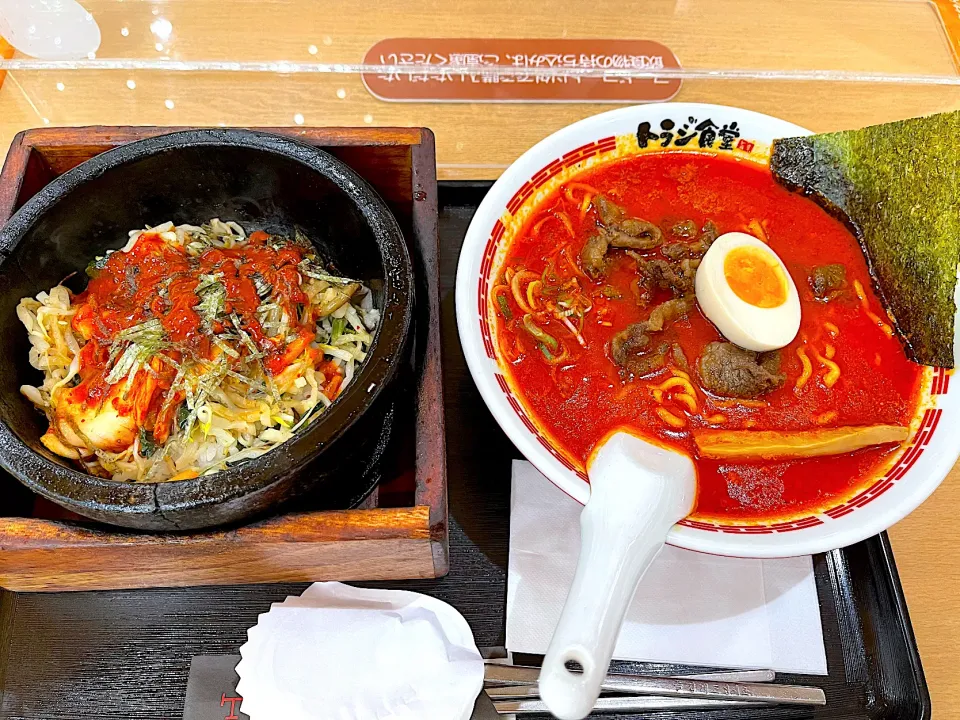 ミニ石焼きビピンバとカルビラーメン|マハロ菊池さん