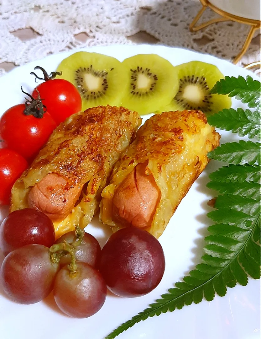 sausage wrapped with potatoes & cheese|ģřãçîöůşさん