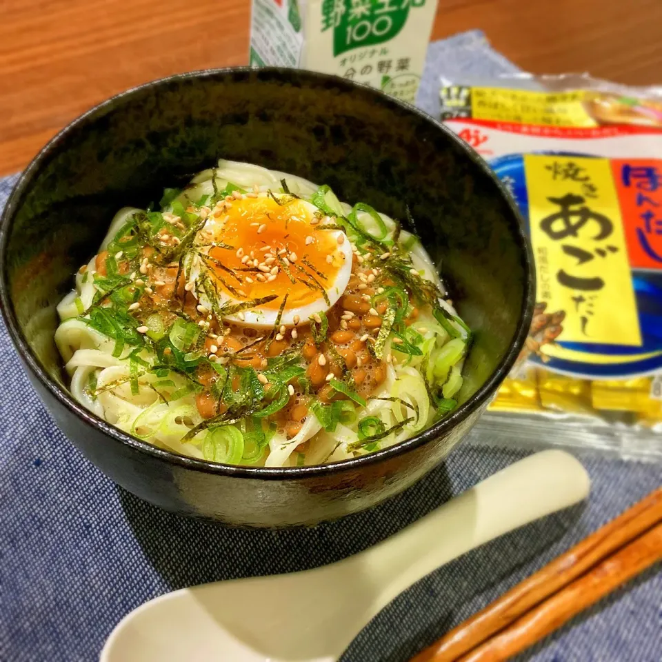 あごだし納豆うどん|はるさん