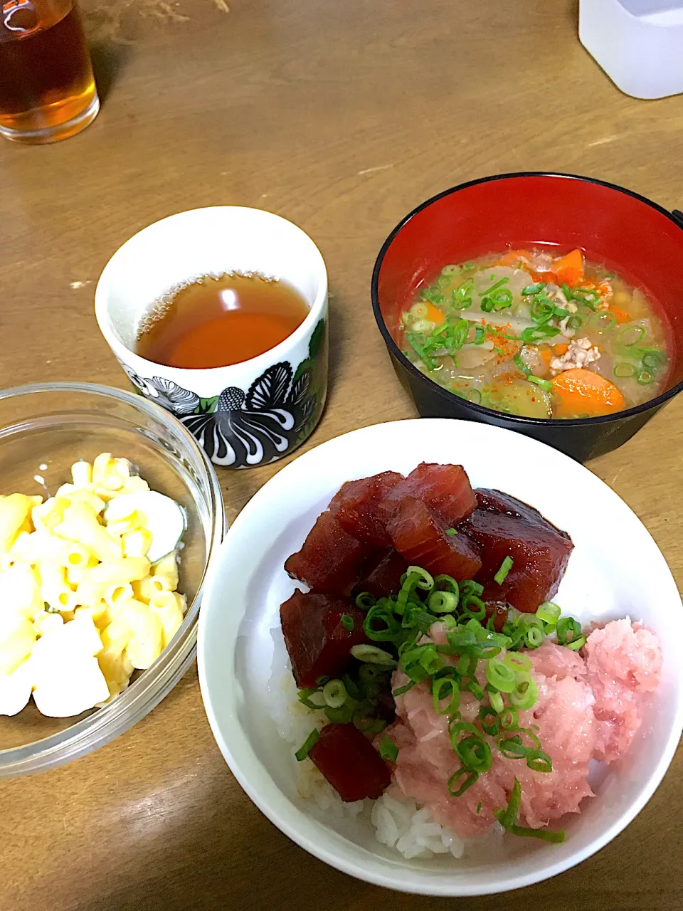 ネギマグロ丼と豚汁|マイさん