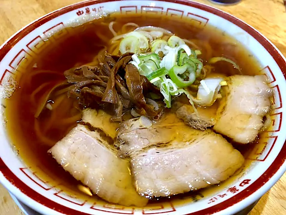 津軽煮干しらーめん（脂のない津軽地方の醤油らーめん）|ゆうじ.さん