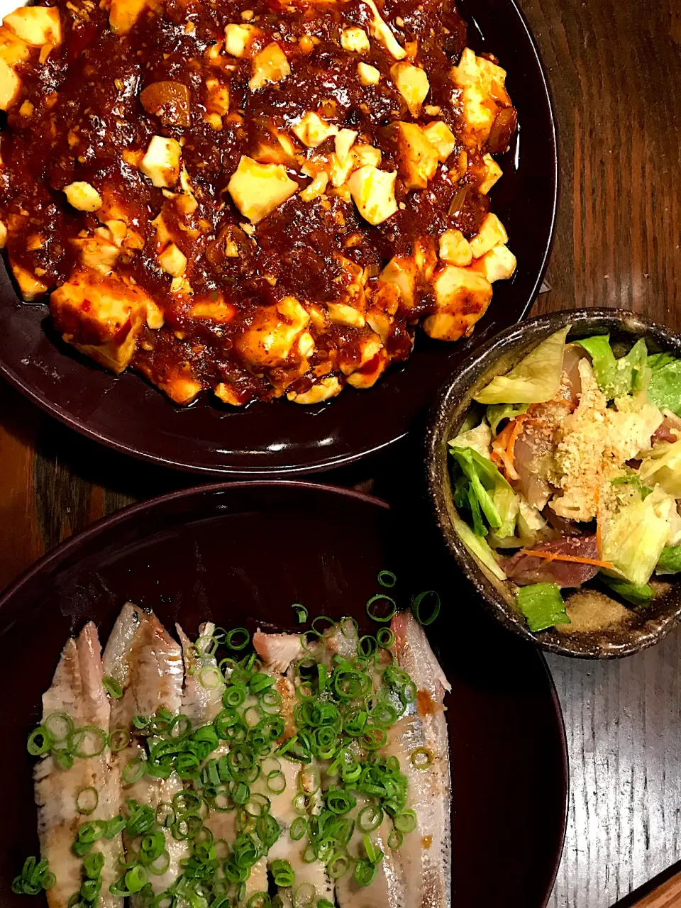 ご馳走定食　麻婆豆腐　イワシの刺身　イナダのサラダ|ソウママサオさん