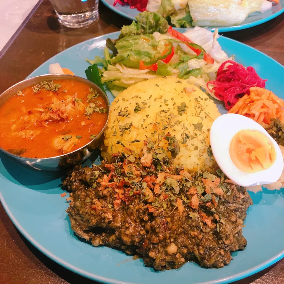 チキンカレー、キノコのドライカレー|みぃさん