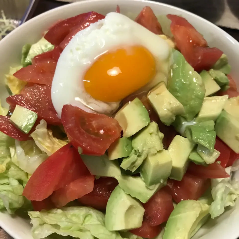 トマトとアボカド🥑のサラダ|純さん