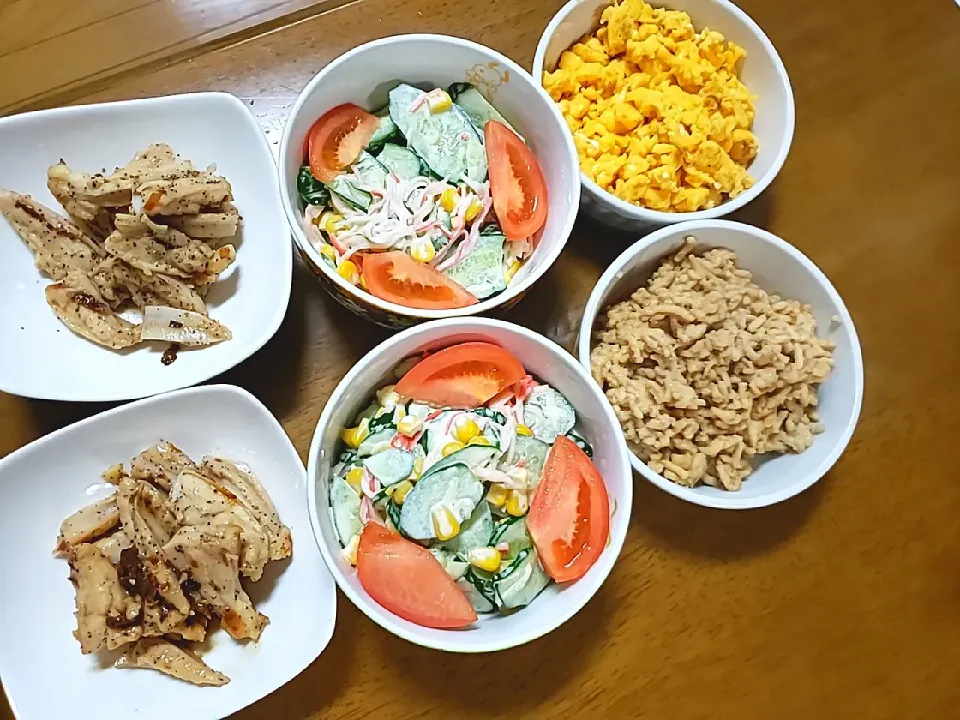 二色丼準備完了❗|aiさん