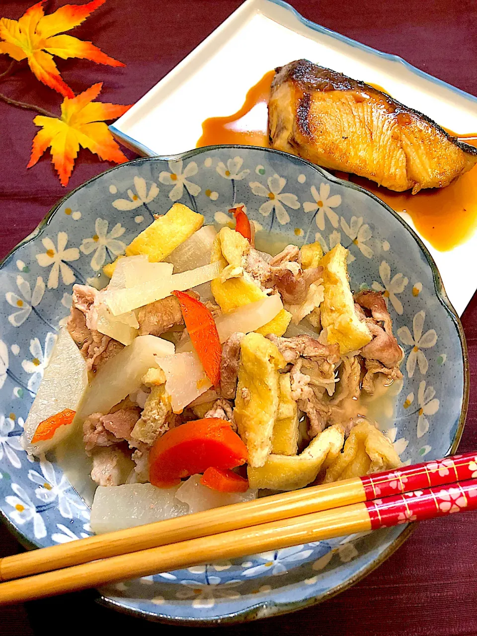 🧡大根と豚肉とおあげの炊いたんandブリの照り焼き🧡✨|＊いちご＊さん