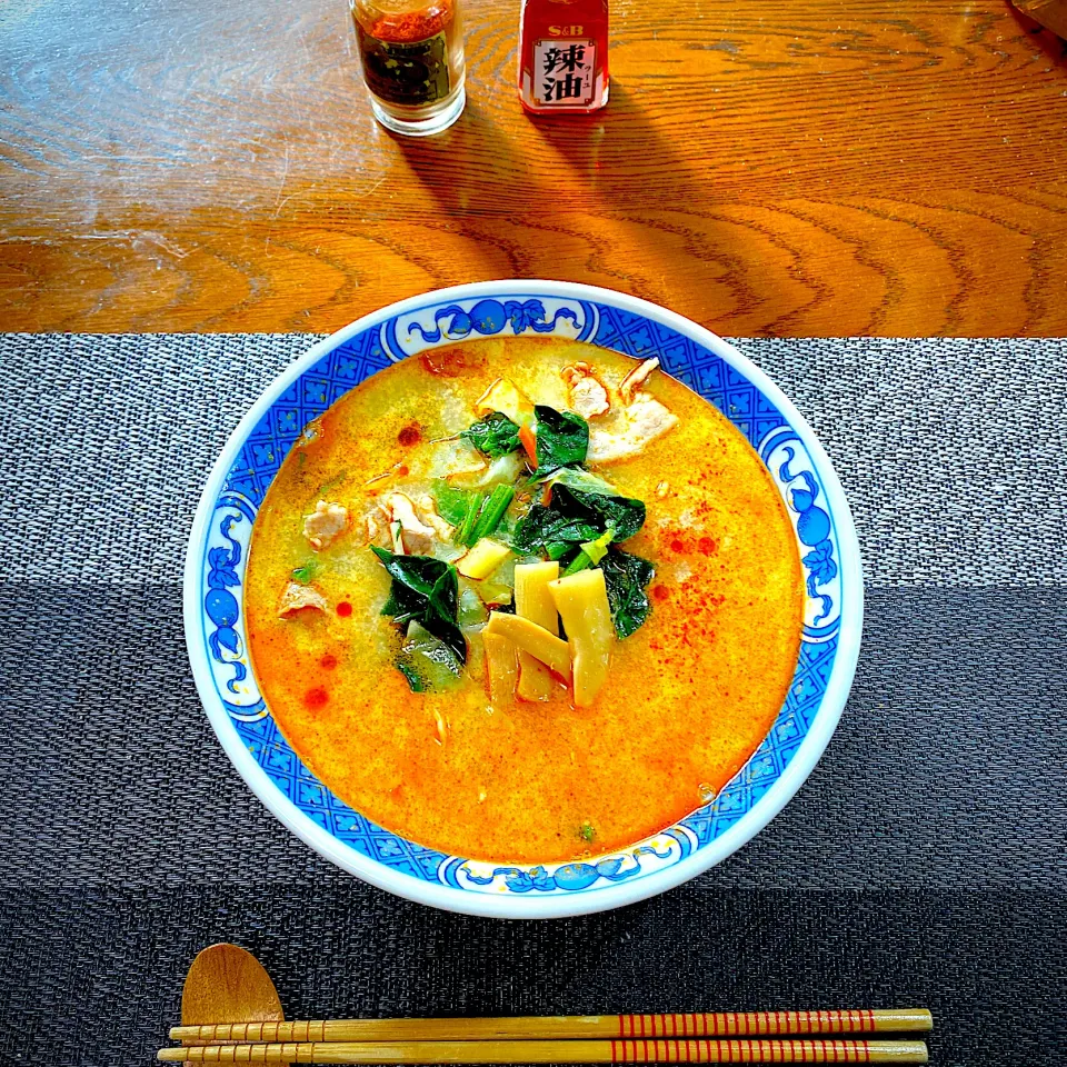 Snapdishの料理写真:寿がきや和風豚骨坦々麺|yakinasuさん