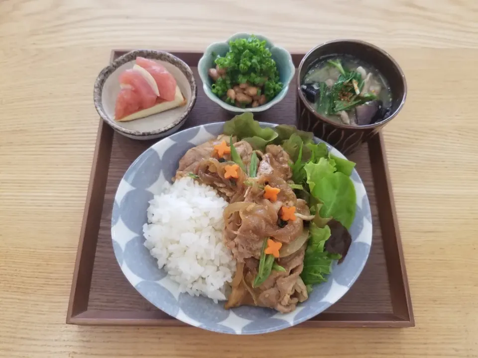 私の朝昼ごはん|ひんひさん