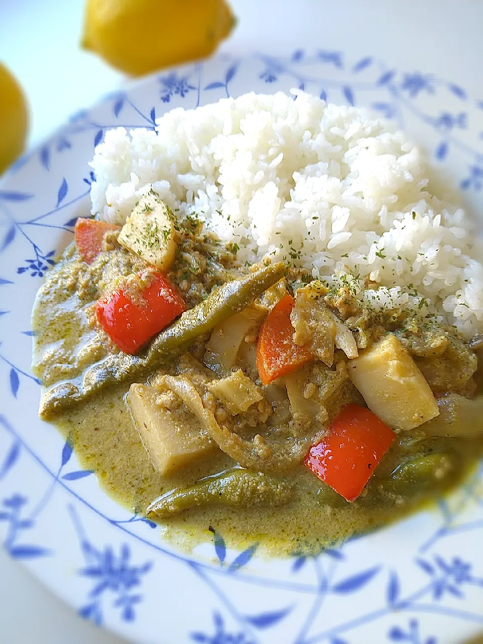 古尾谷りかこさんの料理 グリーンカレー|まめころさん