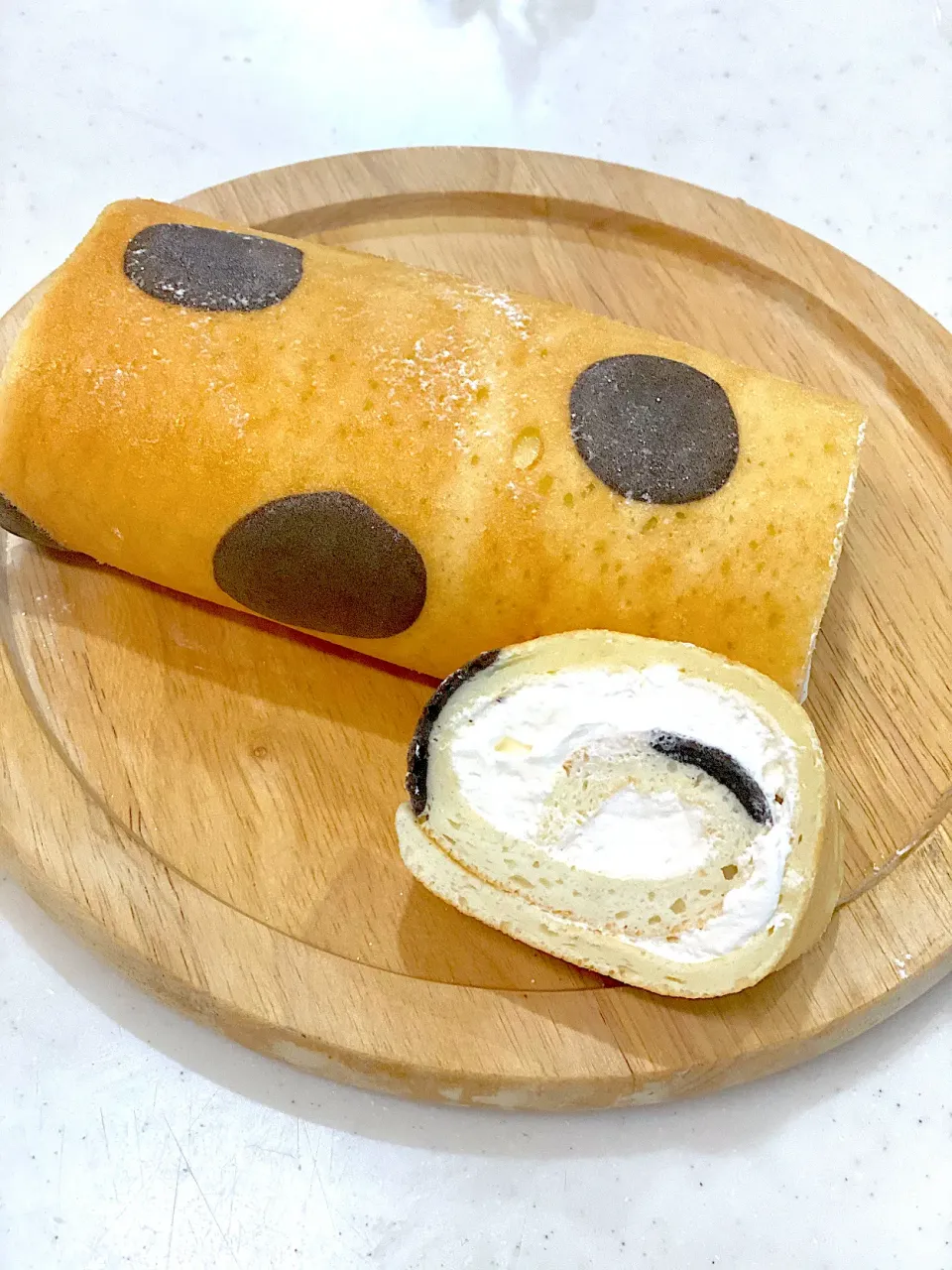 Snapdishの料理写真:丑模様の🐮ロールケーキ|Yukiさん