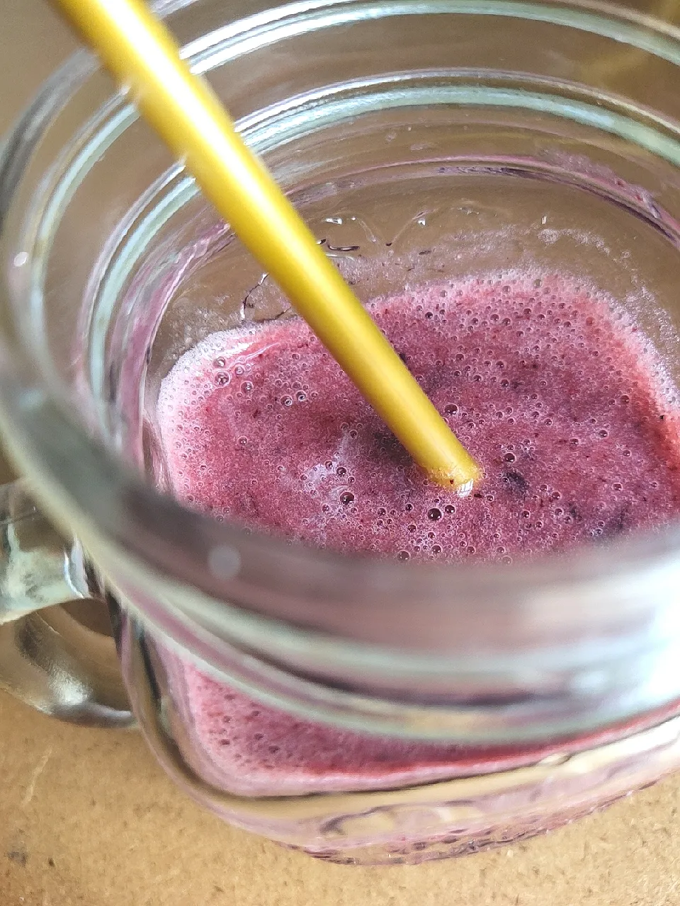 Berry banana smoothie|Miss Manziniさん