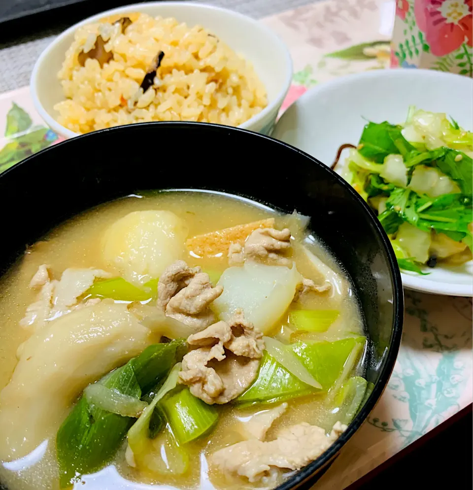 我が家の山形庄内風芋煮。あったまる〜🍲|ちはるさん