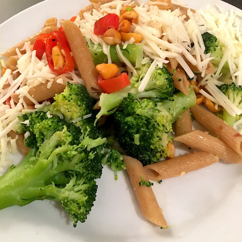 Snapdishの料理写真:Lockdown broccoli, nut & chilli pasta|Nick Hiderさん