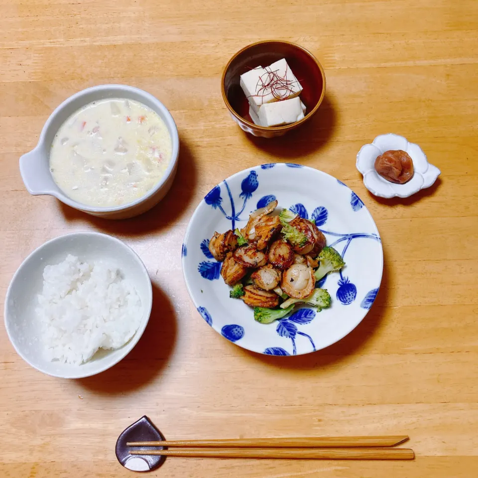 ホタテとブロッコリーのバター醤油炒めクラムチャウダー🥔|ちゃみこさん