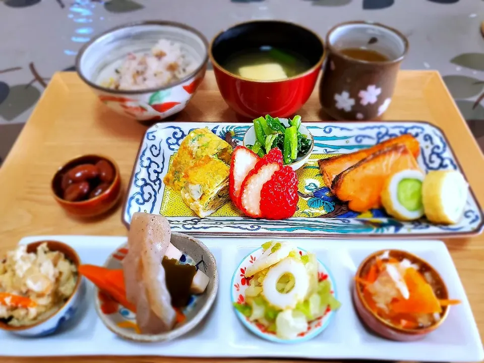 今日の朝ごはん|こまちさん