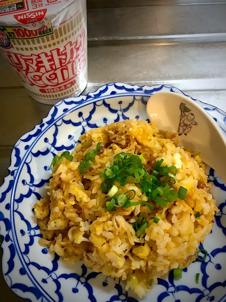 カップヌードル炒飯🥡🥢|友紀さん