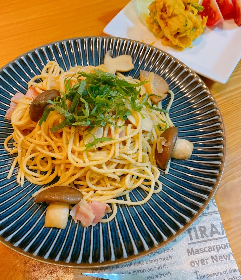 Snapdishの料理写真:大黒本しめじを使ったパスタ|ちこさん