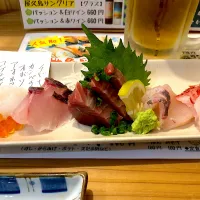 Snapdishの料理写真:屋久島地魚刺身|Mitsutoさん