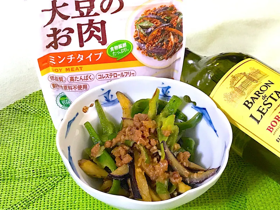 Snapdishの料理写真:大豆のお肉の梅酒味噌炒め|デジタルパーマさん