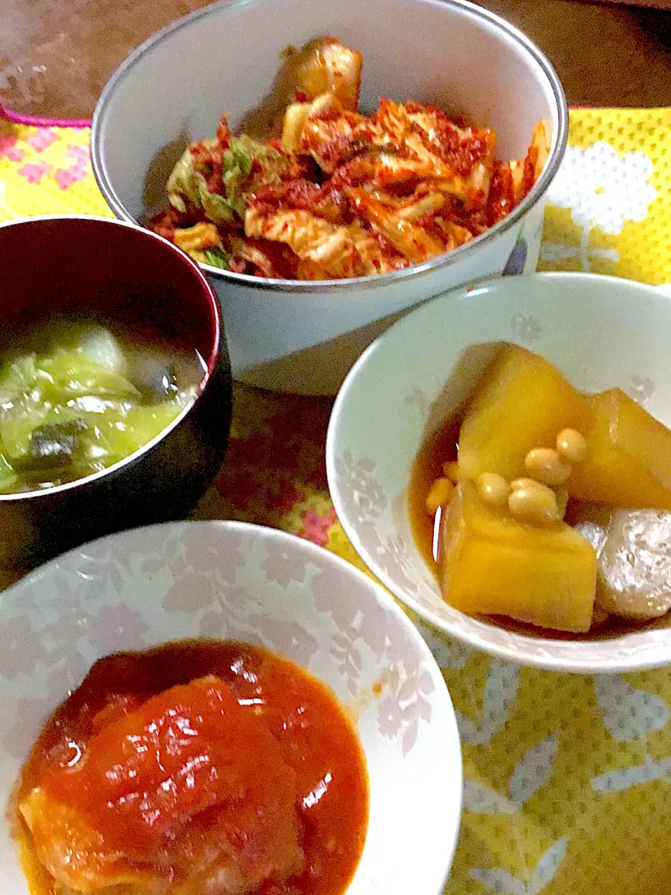 ロールキャベツのトマト🍅煮　大根の煮物　味噌汁　手作りキムチ|掛谷節子さん