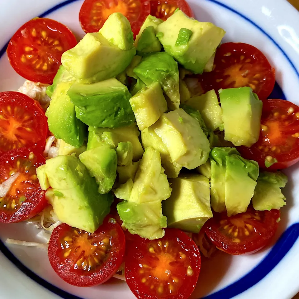 Snapdishの料理写真:Na_oさんの料理 アボカド🥑レモンマリネ|Makokoさん