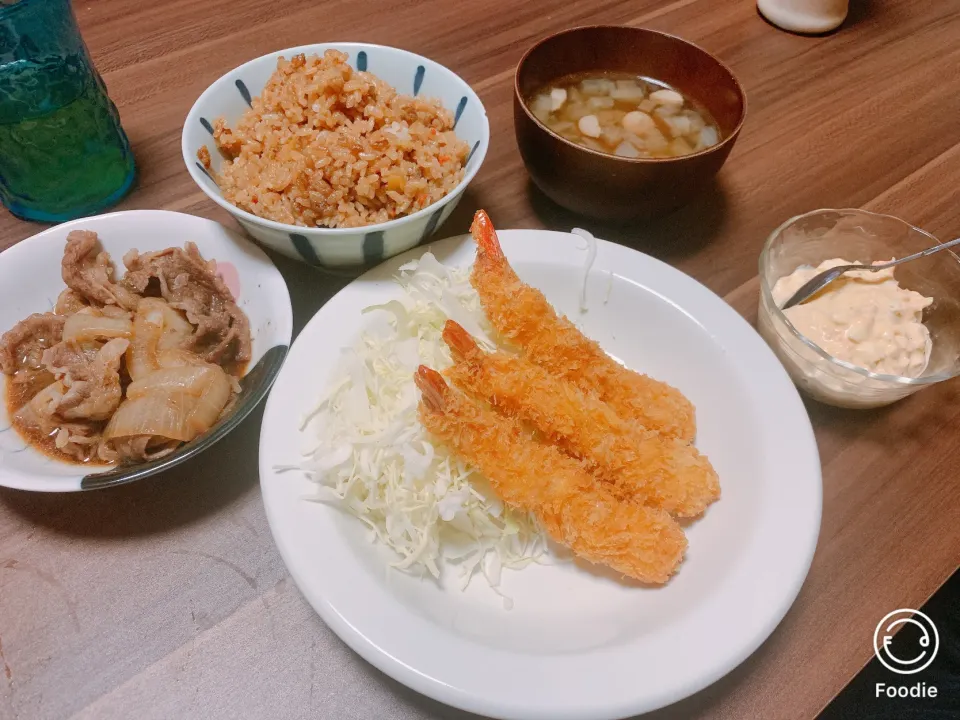 Snapdishの料理写真:エビフライ、牛丼肉(お弁当の残り)、炊き込みご飯、ポトフ|まろぽんさん