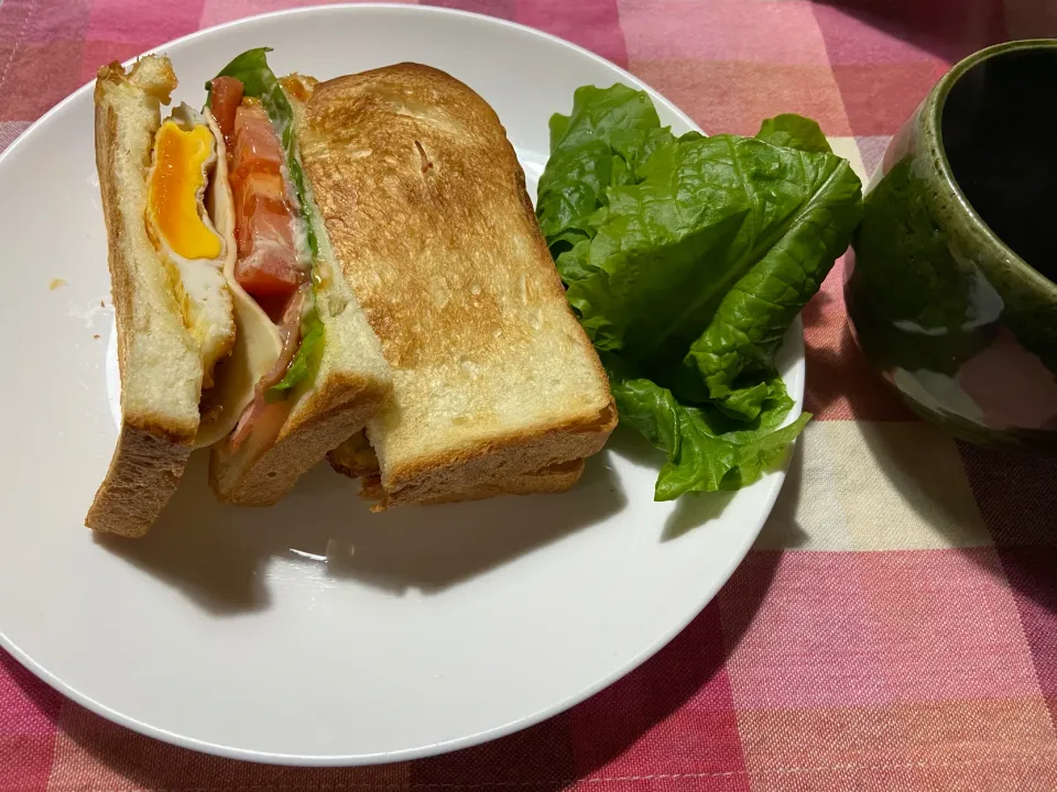 ホットサンド|ハルのただ飯さん