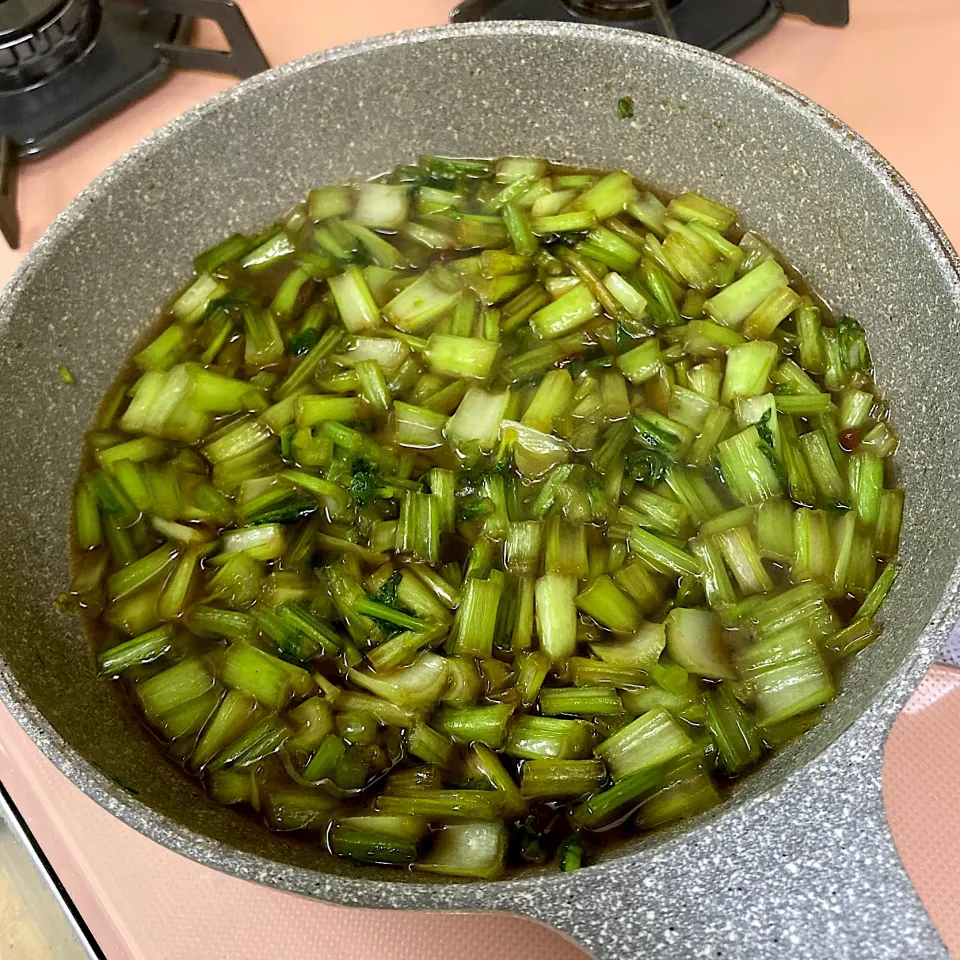 ピリ辛カブの茎煮|akkoさん