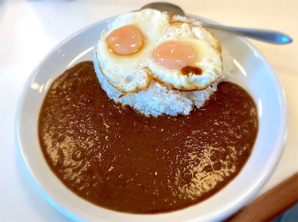 目玉カレー中辛🍛🔥|buhizouさん