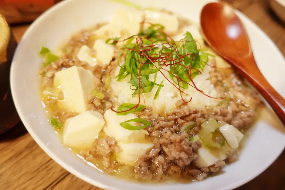 Snapdishの料理写真:⌘あったかヤバうまあんかけ肉どうふ丼|✼Bǝё-n✼さん