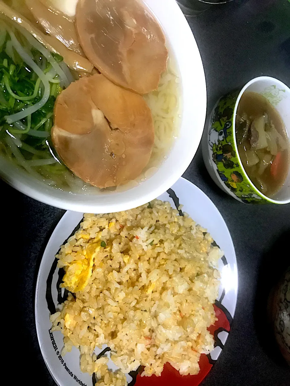 こんにゃく麺と一晩おいた味が染み染みの大根は飲み物！ #夕飯　玄米白米海老炒飯、塩ラーメン味こんにゃく麺、すき焼きからの煮物|ms903さん