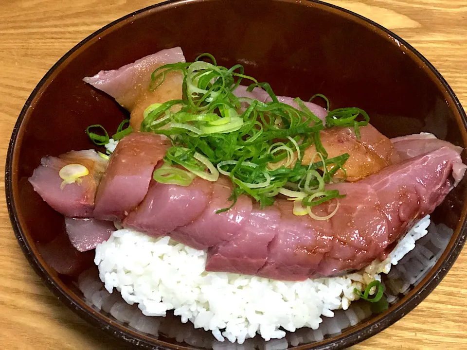 ☆いなだ丼|まぁたんさん