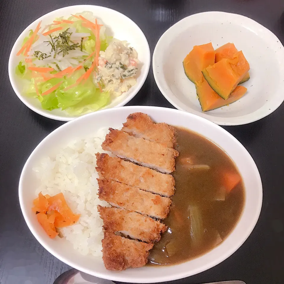 Snapdishの料理写真:カツカレー|おいもさん