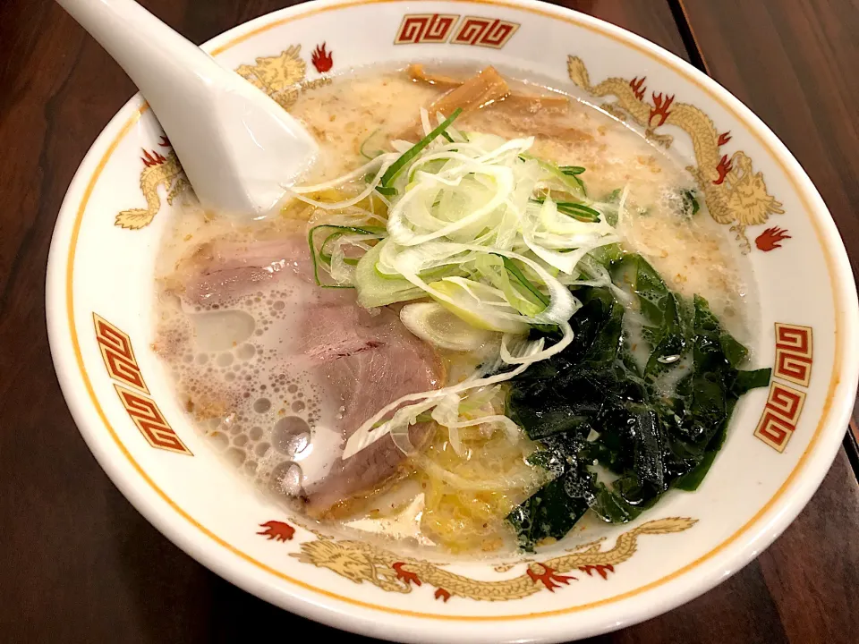 Snapdishの料理写真:函館塩ラーメン|しのぶさん