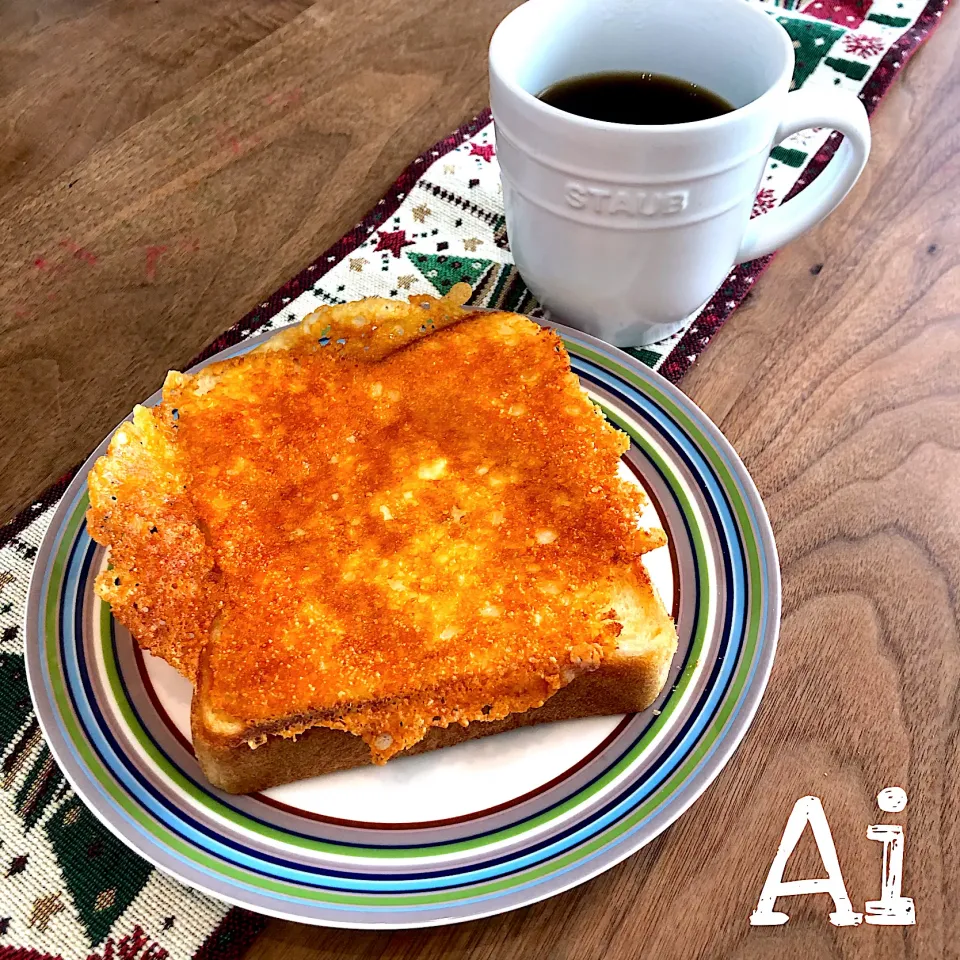 MAKUBIさんの料理 MAKUBIさんの料理 サクサクチーズトースト|Ai☆さん