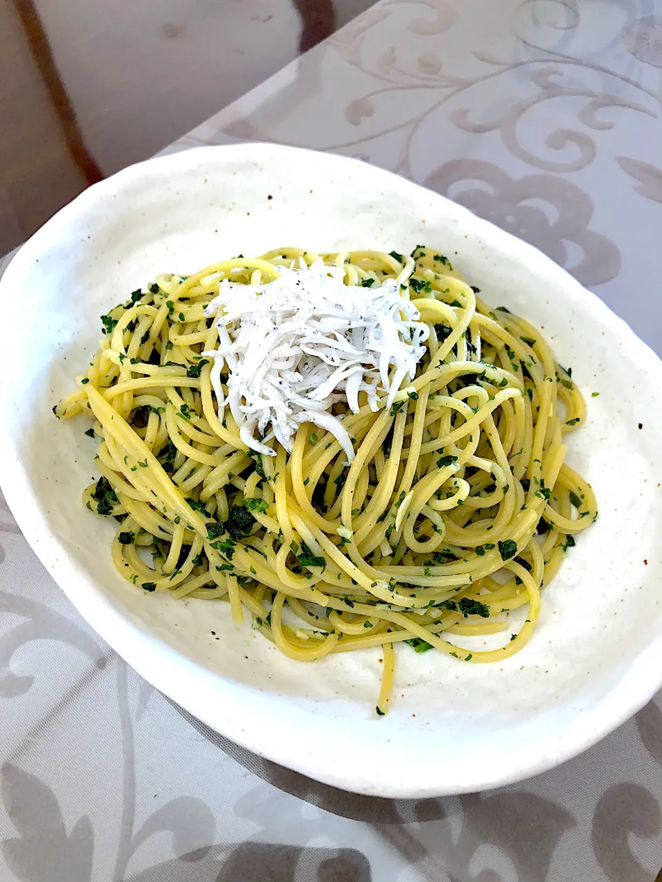 しらすとバジリコのパスタ🍝|たかこさん