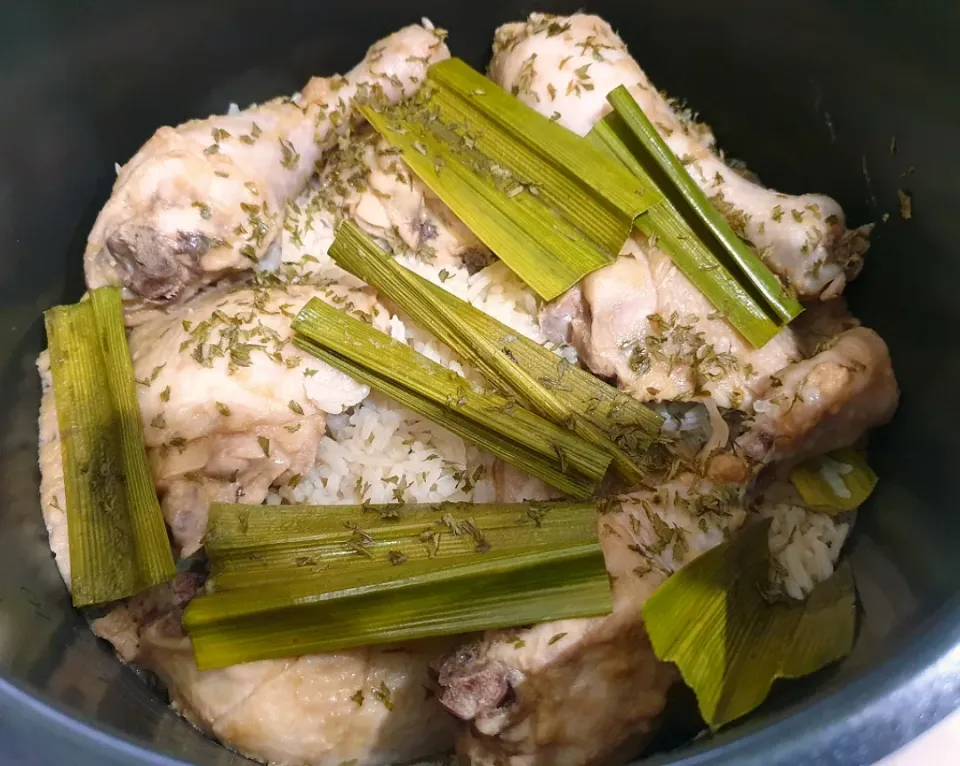 envymaqueen's dish Rice Cooker Chicken Rice|envymaqueenさん