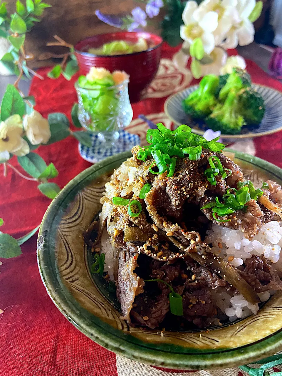 牛ごぼうごはん|山田 奈味　Instagram ＊nmymd369さん