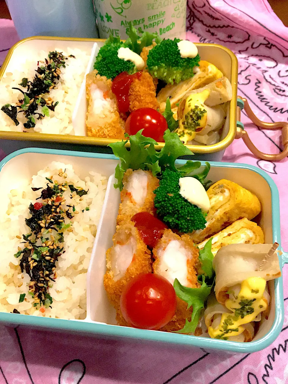 Snapdishの料理写真:2020.12.7  JK＆自分弁当～エビフライ🎶|rinrin*mama*さん