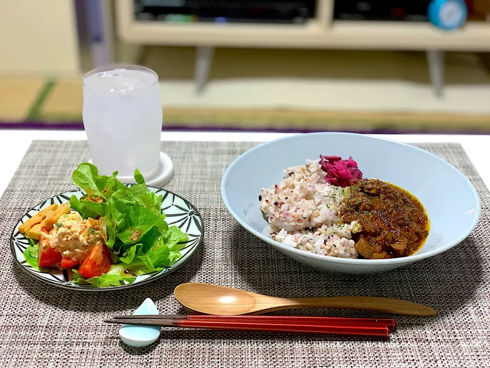 ばんごはん。手づくりのスパイスカレー。ポークです。|yukiさん