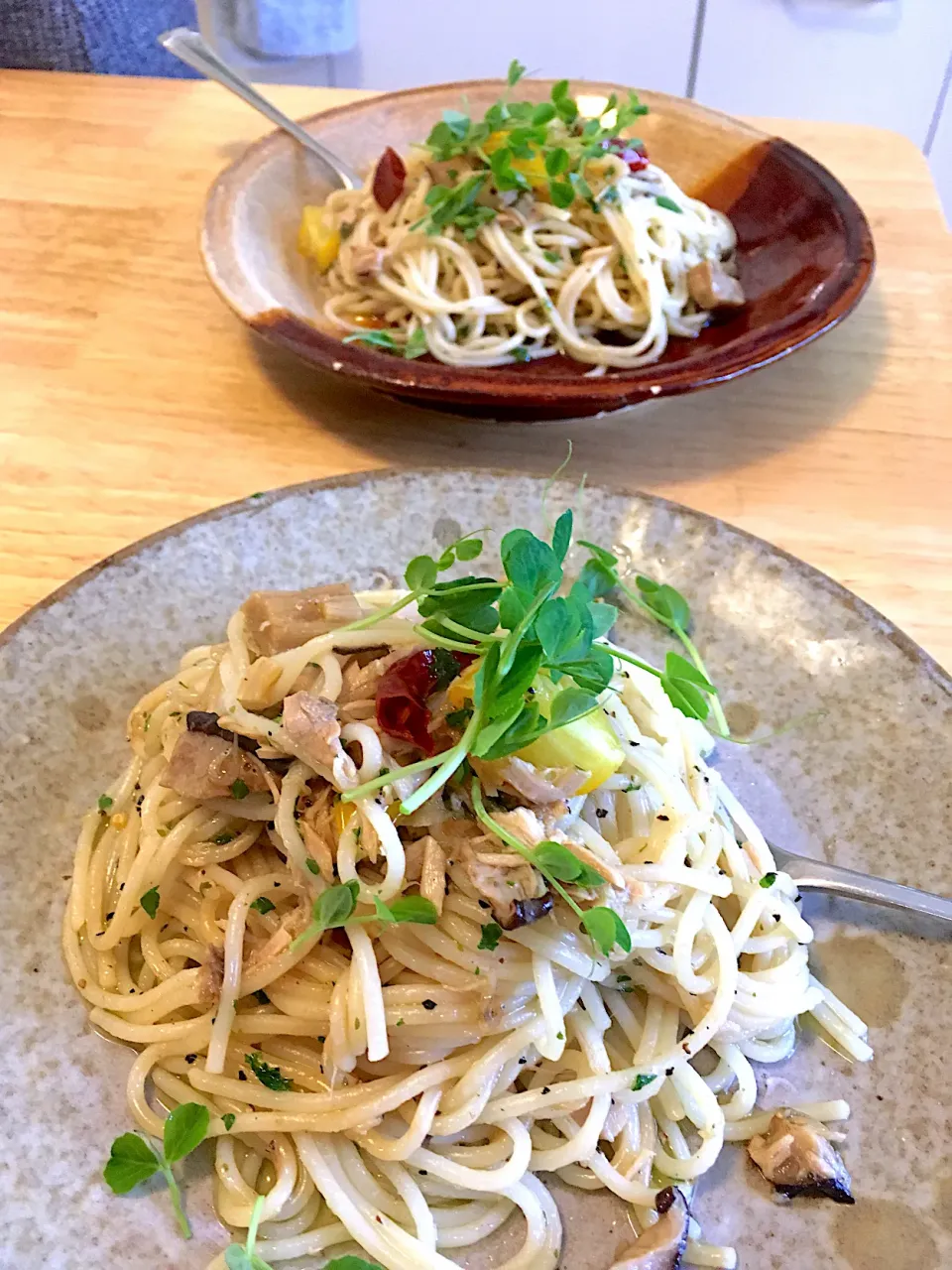 アヒージョの残りでペペロンチーノ🌶😆|さくたえさん