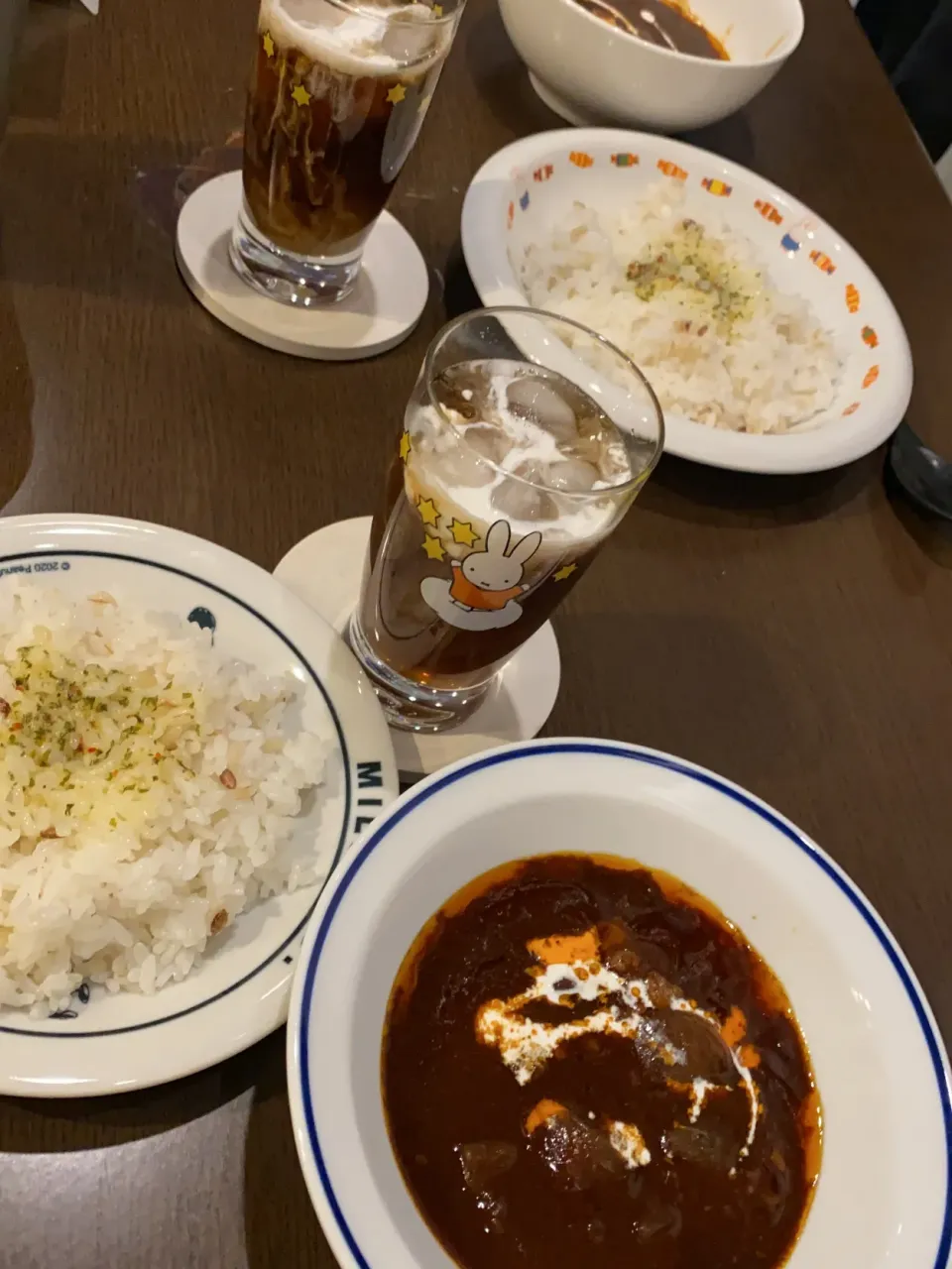 牛タンシチュー　生クリームがけ　ガーリックバターライス🧄　アイスコーヒー|ch＊K*∀o(^^*)♪さん