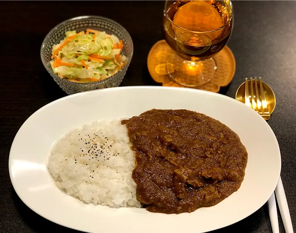 ディナーカレールウで作るカレーライスとクミンシードのコールスローサラダ|てんのすけさん