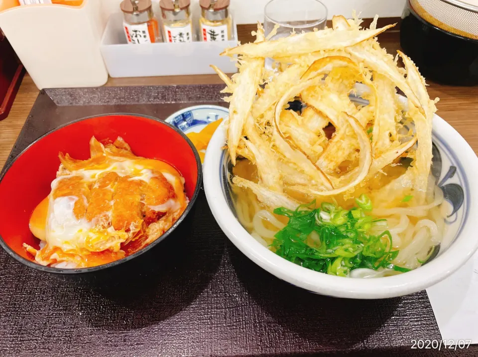 ごぼう天うどんandミニカツ丼|コージ💫さん