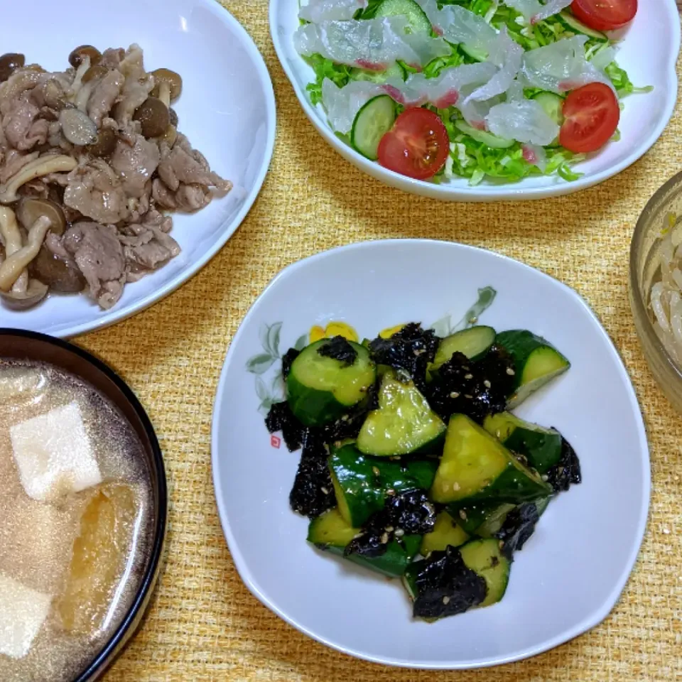 Snapdishの料理写真:2020/12/07　Na_oさんの料理 きゅうりの韓国海苔漬け|ちいたんさん