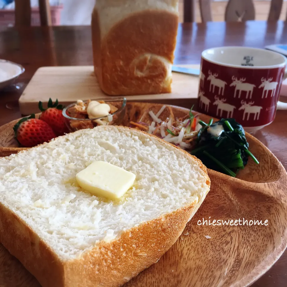 Snapdishの料理写真:焼き立て食パンランチ|chieko ♪さん