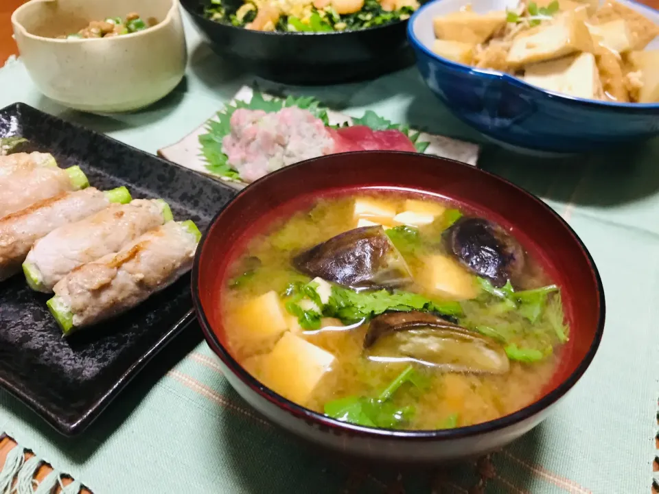 Snapdishの料理写真:「茄子と豆腐と大根葉のお味噌汁」|バシュランさん